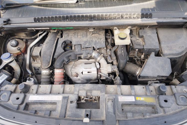 Used Peugeot 3008 2016 1.6THP Automatic Classic Edition Engine Bay
