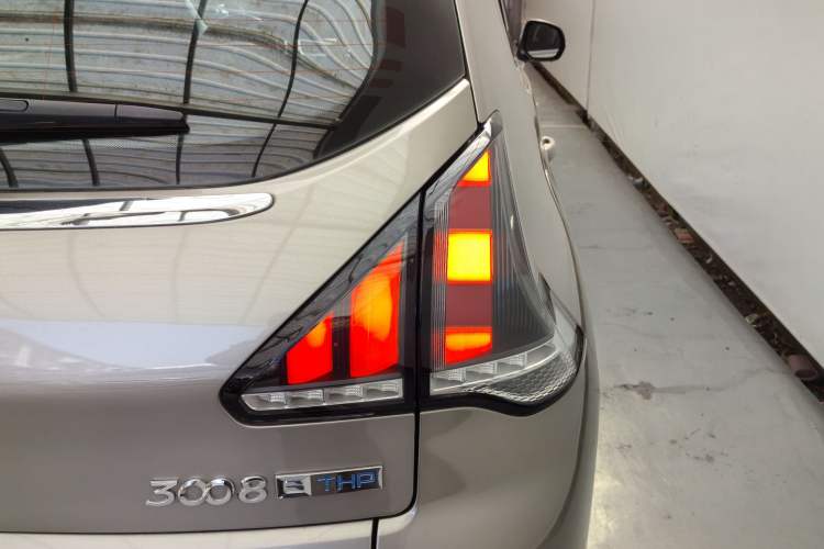 Used Peugeot 3008 2016 1.6THP Automatic Trend Edition Exterior 11