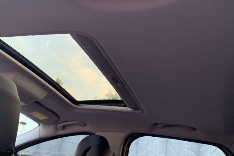 Used Peugeot 3008 2016 2.0L Automatic Classic Edition Headliner