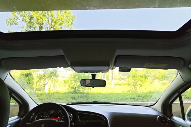 Used Peugeot 3008 2016 1.6THP Automatic Classic Edition Headliner