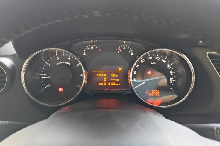 Used Peugeot 3008 2016 1.6THP Automatic Classic Edition Instrument Cluster