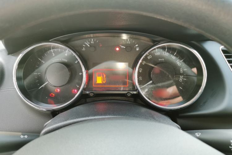 Used Peugeot 3008 2016 2.0L Automatic Standard Edition Instrument Cluster