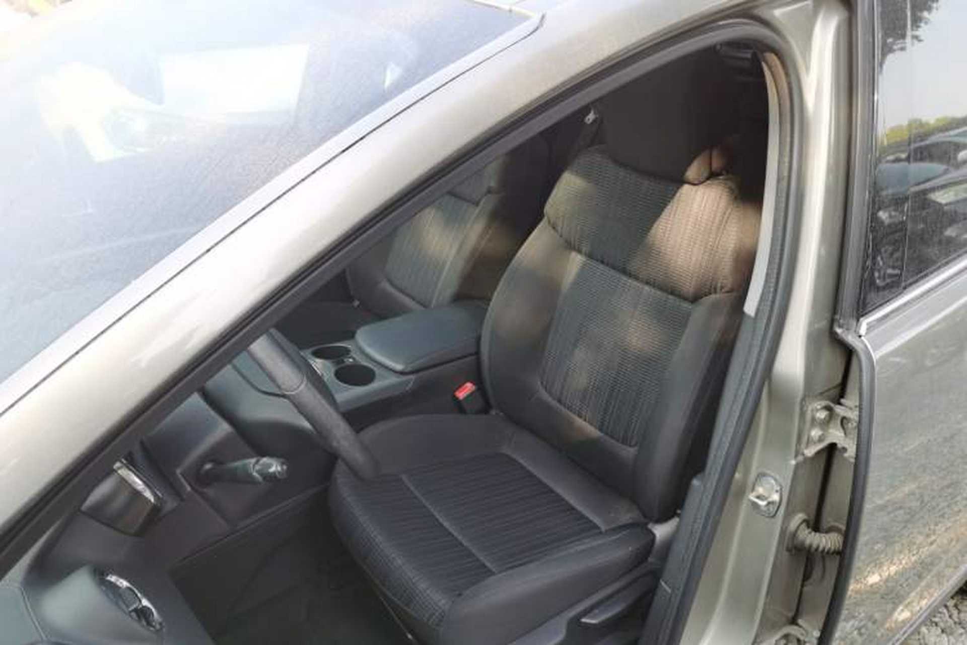 Used Peugeot 3008 2016 2.0L Automatic Standard Edition Left Front Seat