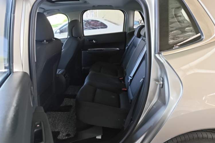 Used Peugeot 3008 2016 1.6THP Automatic Classic Edition Left Rear Seat
