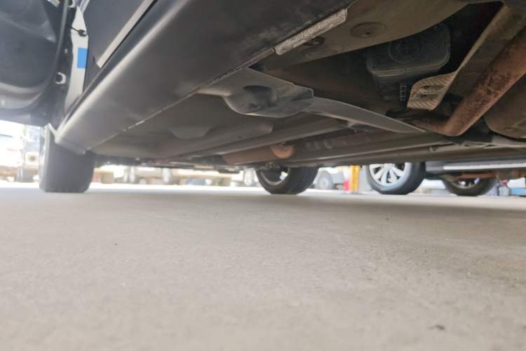Used Peugeot 3008 2016 2.0L Automatic Classic Edition Left Side Sill