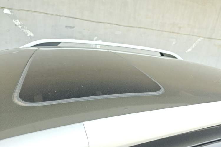 Used Peugeot 3008 2016 2.0L Manual Classic Edition Roof