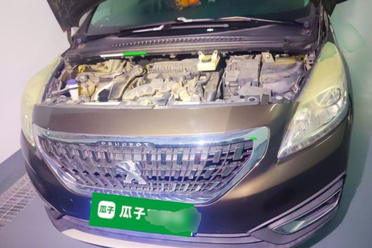Used Peugeot 3008 2016 1.6THP Automatic Classic Edition Engine Bay
