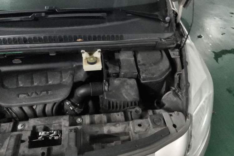 Used Peugeot 3008 2016 2.0L Automatic Standard Edition Engine Bay Left