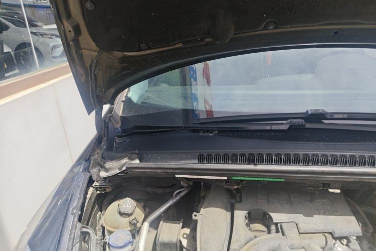 Used Peugeot 3008 2016 1.6THP Automatic Trend Edition Engine Bay Right