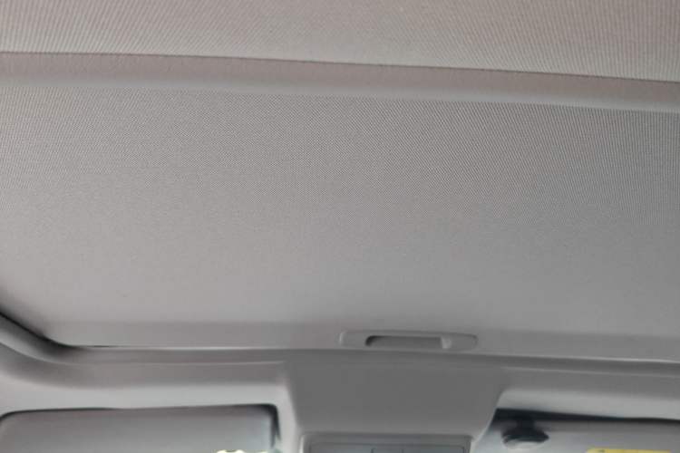 Used Peugeot 3008 2016 2.0L Manual Classic Edition Headliner