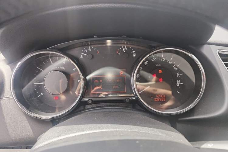 Used Peugeot 3008 2016 1.6THP Automatic Trend Edition Instrument Cluster