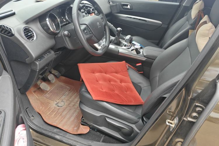 Used Peugeot 3008 2016 2.0L Manual Classic Edition Left Front Seat