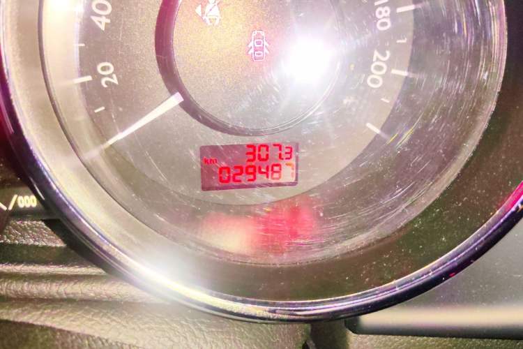 Used Peugeot 3008 2016 1.6THP Automatic Classic Edition Odometer Close Up