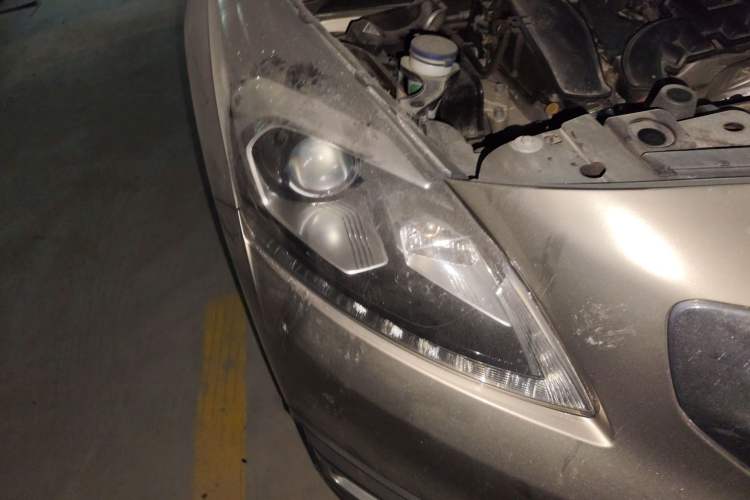 Used Peugeot 3008 2016 1.6THP Automatic Trend Edition Right Front Headlight