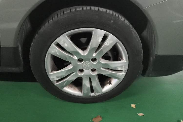 Used Peugeot 3008 2016 2.0L Automatic Standard Edition Right Front Wheel Hub