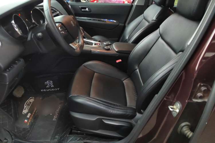 Used Peugeot 3008 2016 1.6THP Automatic Classic Edition Left Front Seat