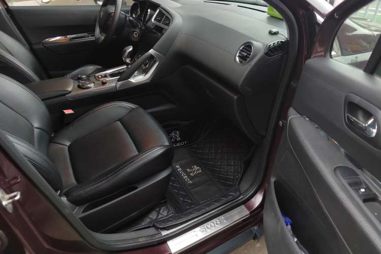 Used Peugeot 3008 2016 1.6THP Automatic Classic Edition Right Front Seat