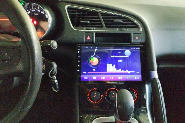 Used Peugeot 3008 2016 2.0L Automatic Classic Edition Audio And AC Panel