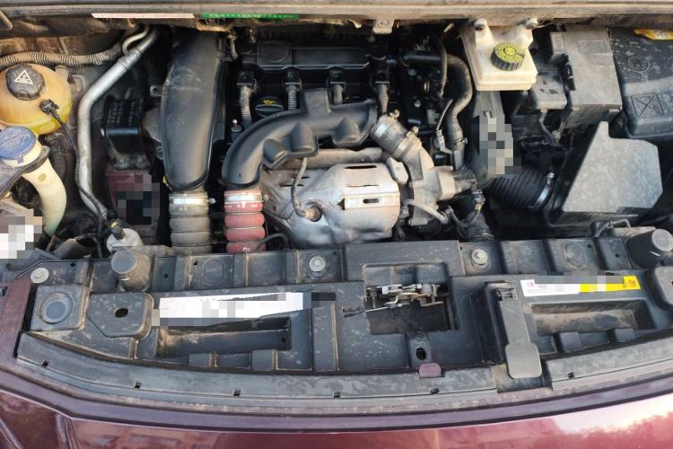 Used Peugeot 3008 2016 1.6THP Automatic Classic Edition Engine Bay