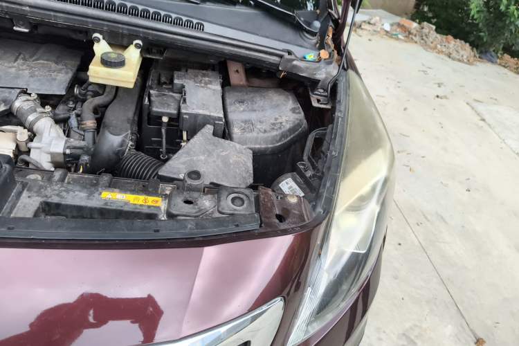 Used Peugeot 3008 2016 1.6THP Automatic Prestige Edition Engine Bay Left