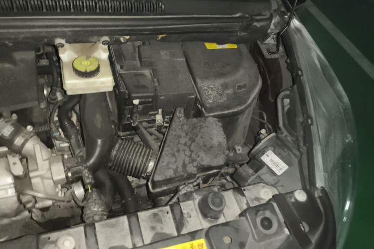 Used Peugeot 3008 2016 1.6THP Automatic Classic Edition Engine Bay Left