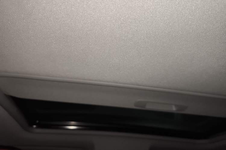 Used Peugeot 3008 2016 2.0L Automatic Trend Edition Headliner