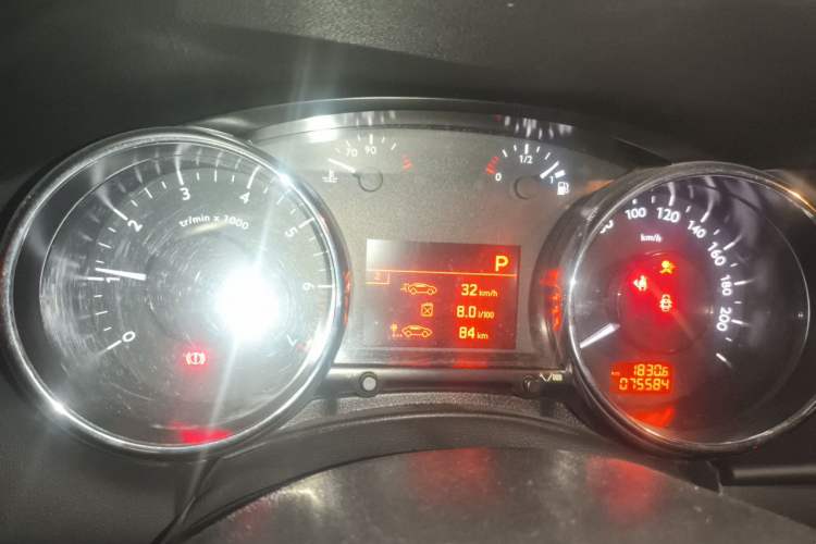 Used Peugeot 3008 2016 1.6THP Automatic Classic Edition Instrument Cluster