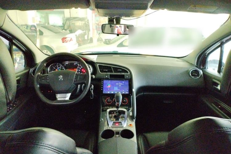 Used Peugeot 3008 2016 2.0L Automatic Classic Edition Interior 2