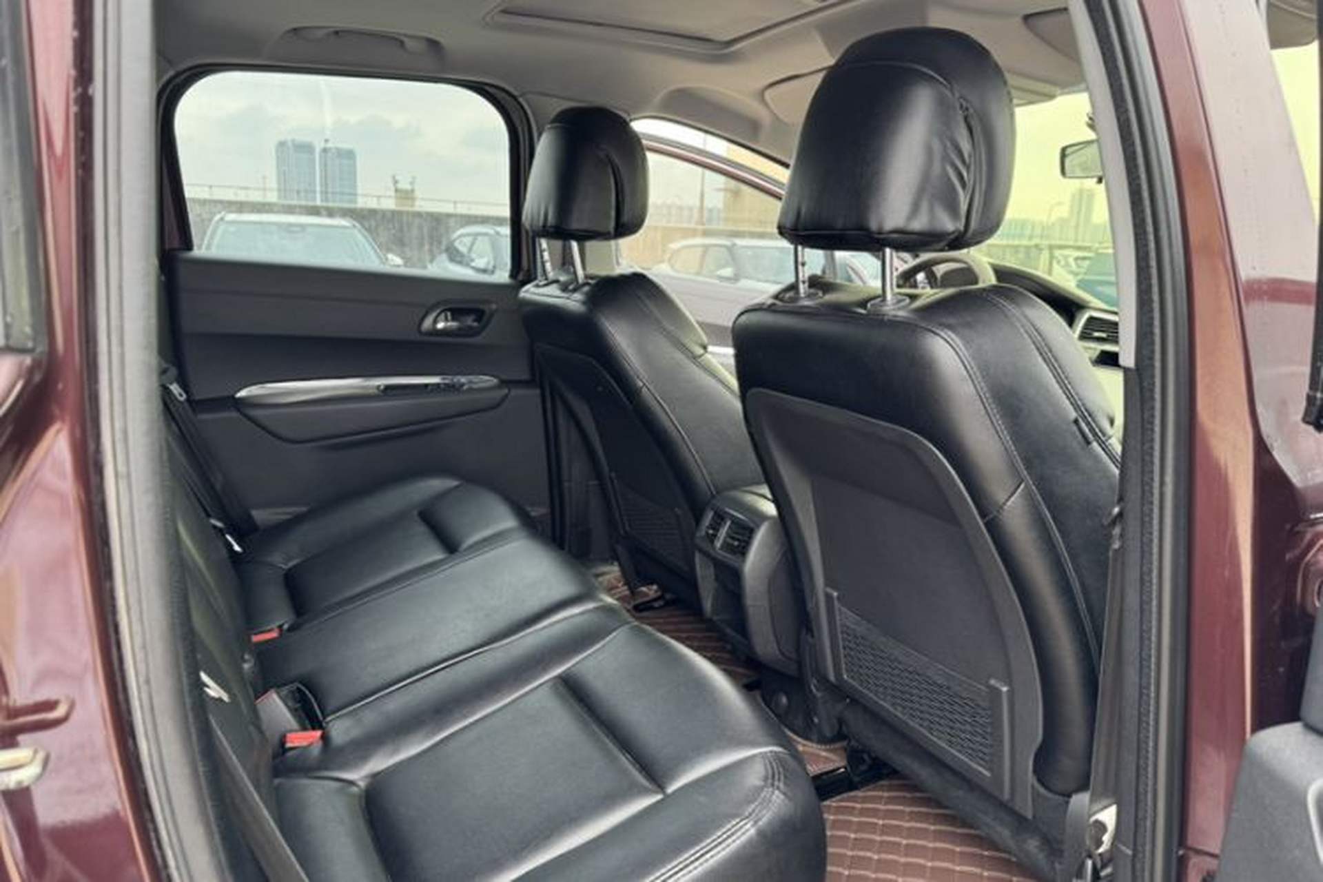 Used Peugeot 3008 2016 2.0L Automatic Classic Edition Interior 9