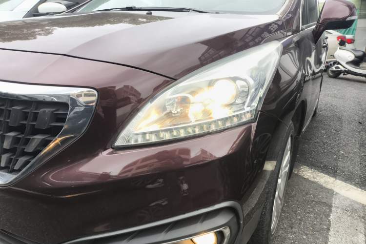 Used Peugeot 3008 2016 2.0L Automatic Classic Edition Left Front Headlight