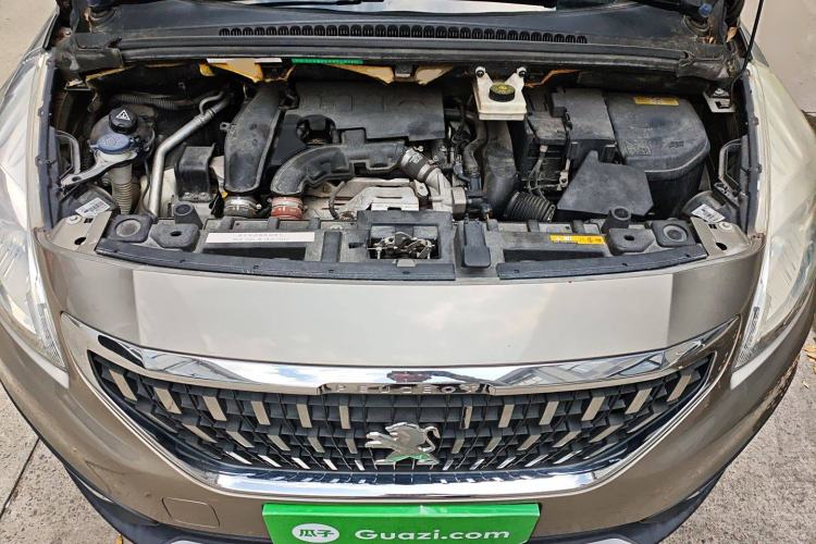 Used Peugeot 3008 2016 1.6THP Automatic Classic Edition Engine Bay