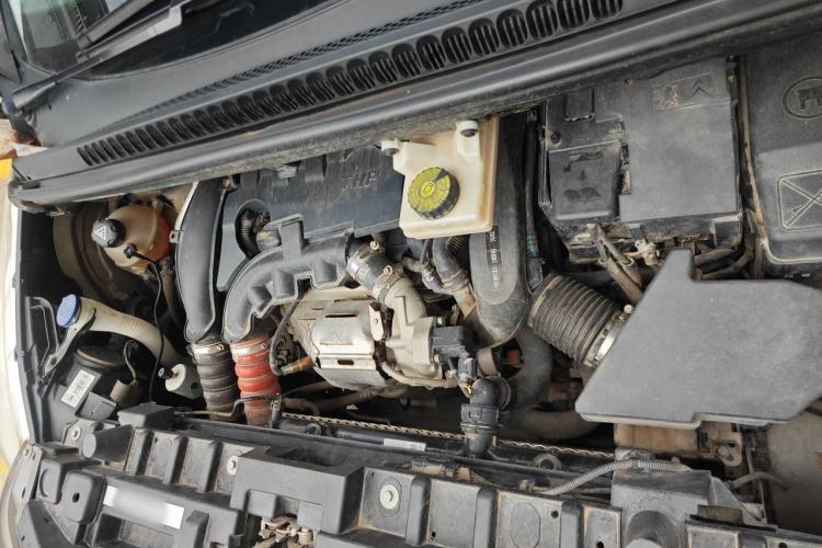 Used Peugeot 3008 2016 1.6THP Automatic Classic Edition Engine Bay