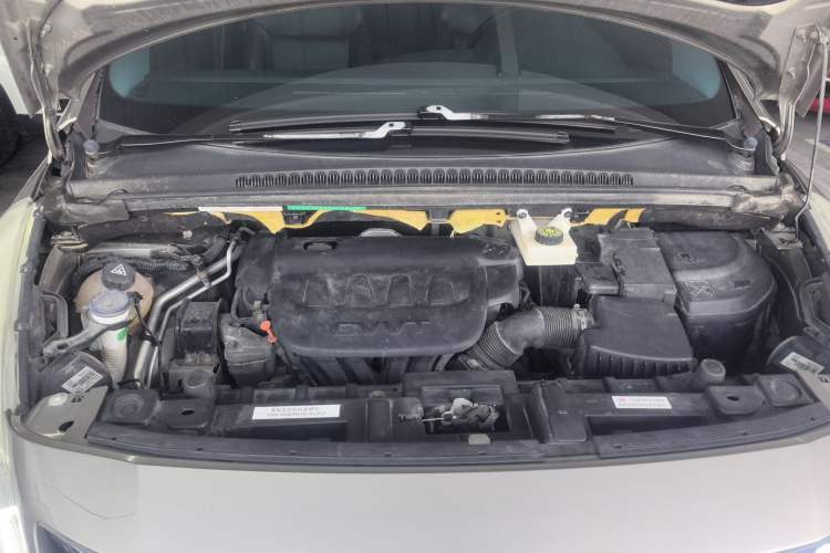 Used Peugeot 3008 2016 2.0L Automatic Classic Edition Engine Bay