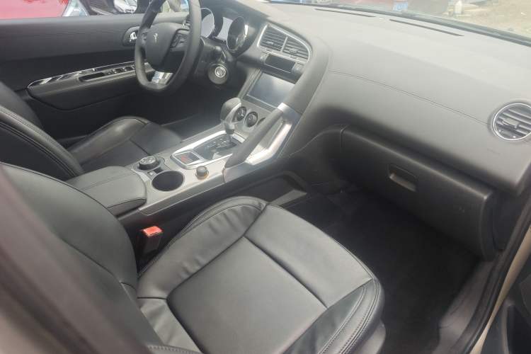 Used Peugeot 3008 2016 1.6THP Automatic Classic Edition Headliner