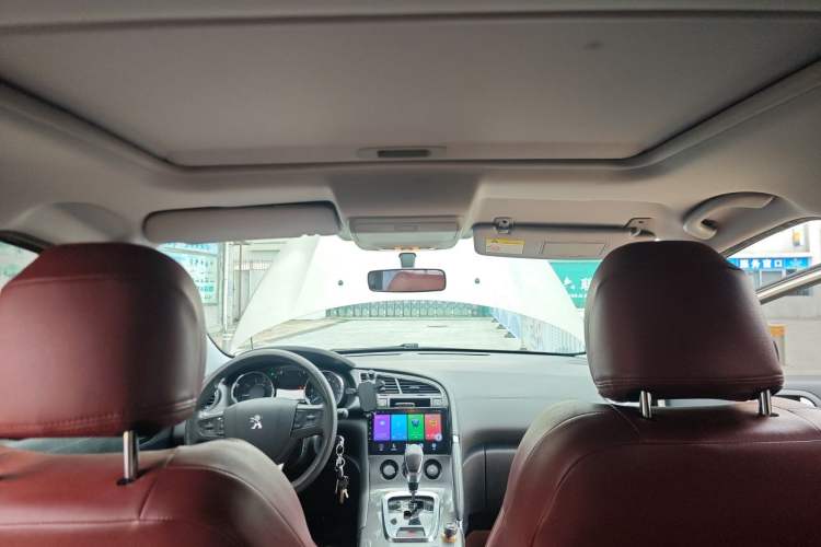 Used Peugeot 3008 2016 1.6THP Automatic Classic Edition Headliner
