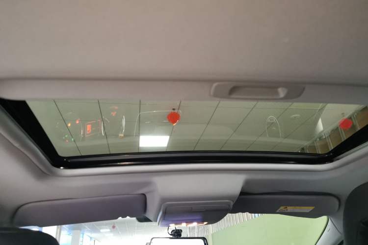 Used Peugeot 3008 2016 2.0L Automatic Classic Edition Headliner