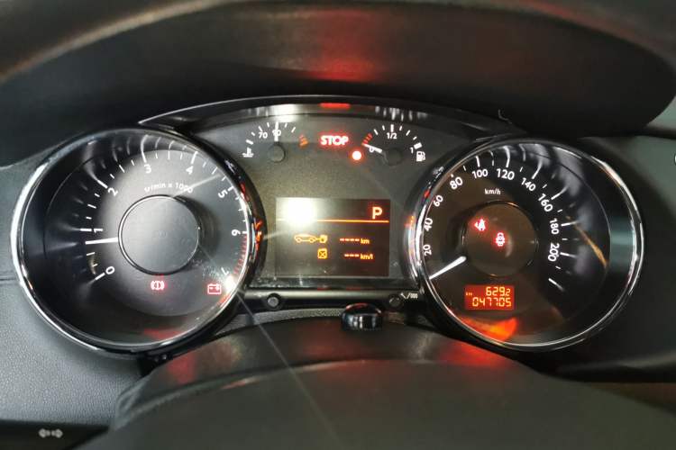 Used Peugeot 3008 2016 2.0L Automatic Classic Edition Instrument Cluster