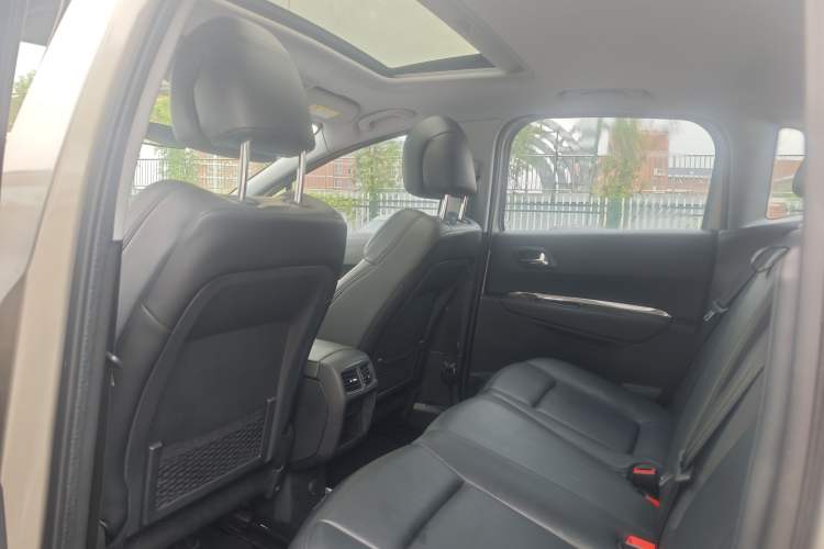 Used Peugeot 3008 2016 1.6THP Automatic Classic Edition Interior 1