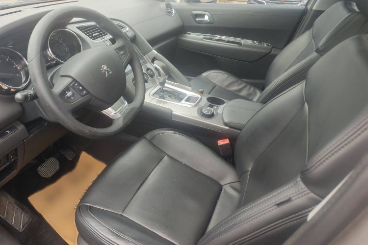 Used Peugeot 3008 2016 1.6THP Automatic Classic Edition Left Front Seat