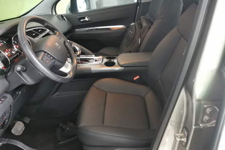 Used Peugeot 3008 2016 2.0L Automatic Classic Edition Left Front Seat