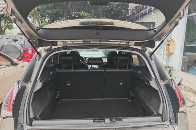 Used Peugeot 3008 2016 1.6THP Automatic Trend Edition Trunk