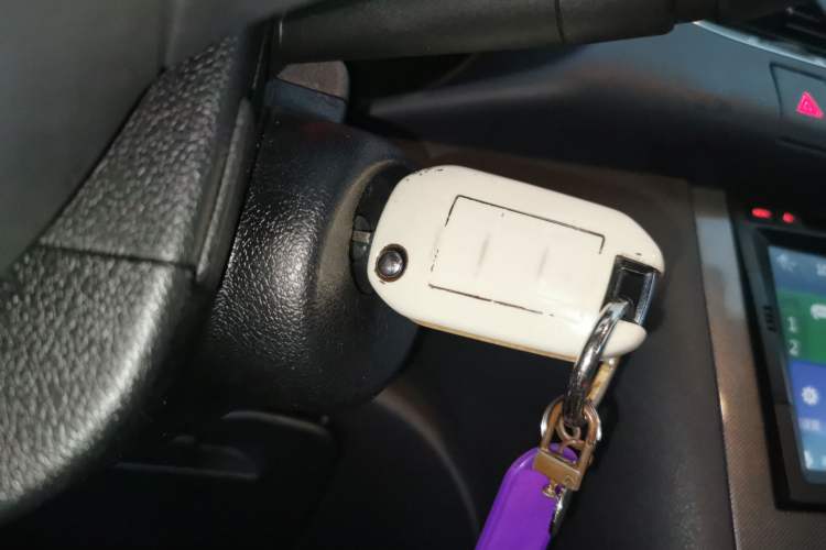 Used Peugeot 3008 2016 2.0L Automatic Classic Edition Vehicle Key