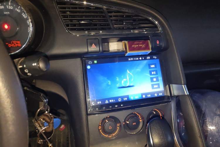 Used Peugeot 3008 2016 2.0L Automatic Classic Edition Audio And AC Panel