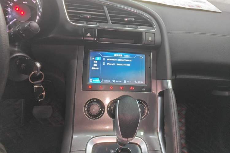 Used Peugeot 3008 2016 1.6THP Automatic Classic Edition Audio And AC Panel