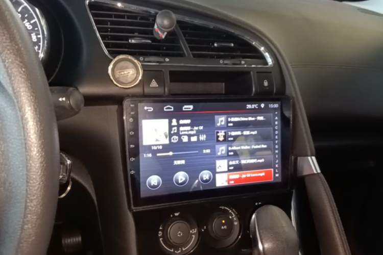 Used Peugeot 3008 2016 1.6THP Automatic Classic Edition Audio And AC Panel