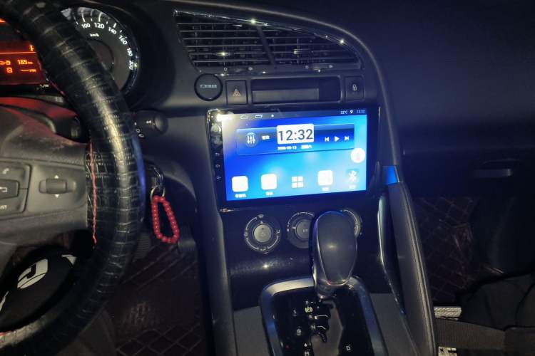 Used Peugeot 3008 2016 2.0L Automatic Classic Edition Audio And AC Panel