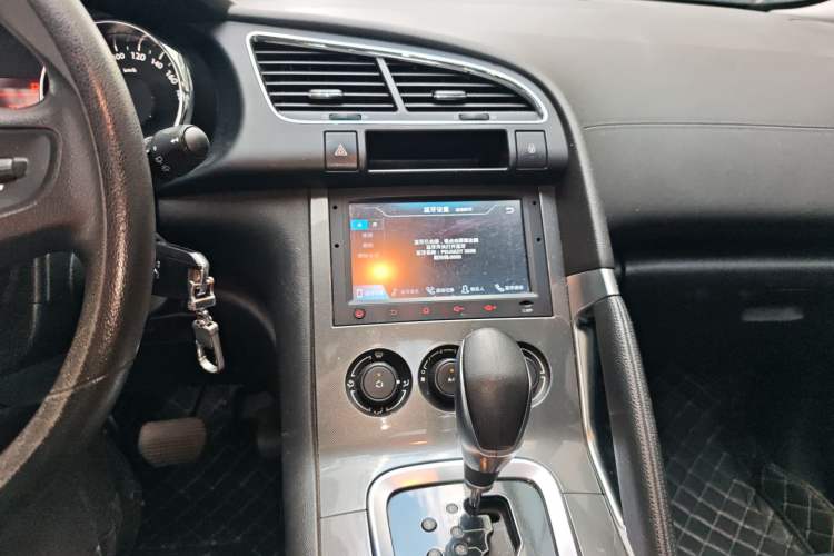 Used Peugeot 3008 2016 2.0L Automatic Classic Edition Audio And AC Panel