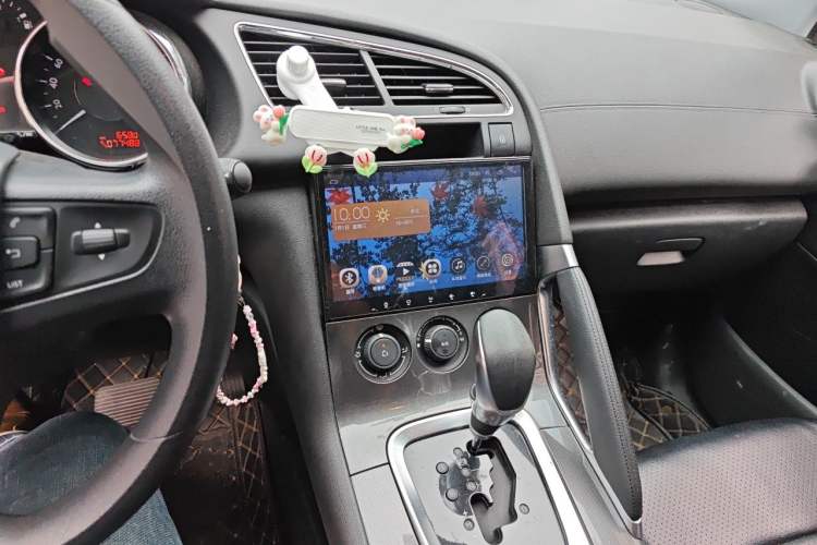 Used Peugeot 3008 2016 2.0L Automatic Classic Edition Audio And AC Panel