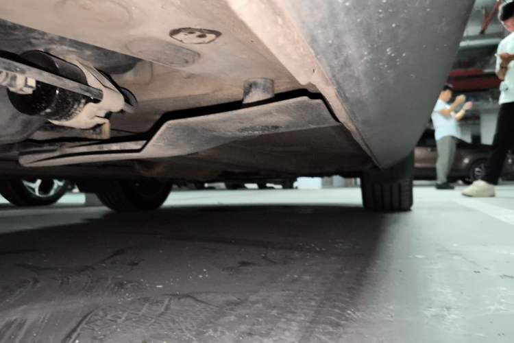 Used Peugeot 3008 2016 2.0L Automatic Classic Edition Chassis Rear Right