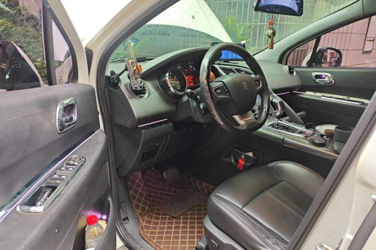Used Peugeot 3008 2016 1.6THP Automatic Trend Edition Driver Seat